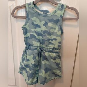 Outdoor Kids Blue and Green Camo Romper Size 2T